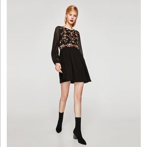 NWT ZARA EMBROIDERED DOTTED MESH DRESS (SOLD OUT)